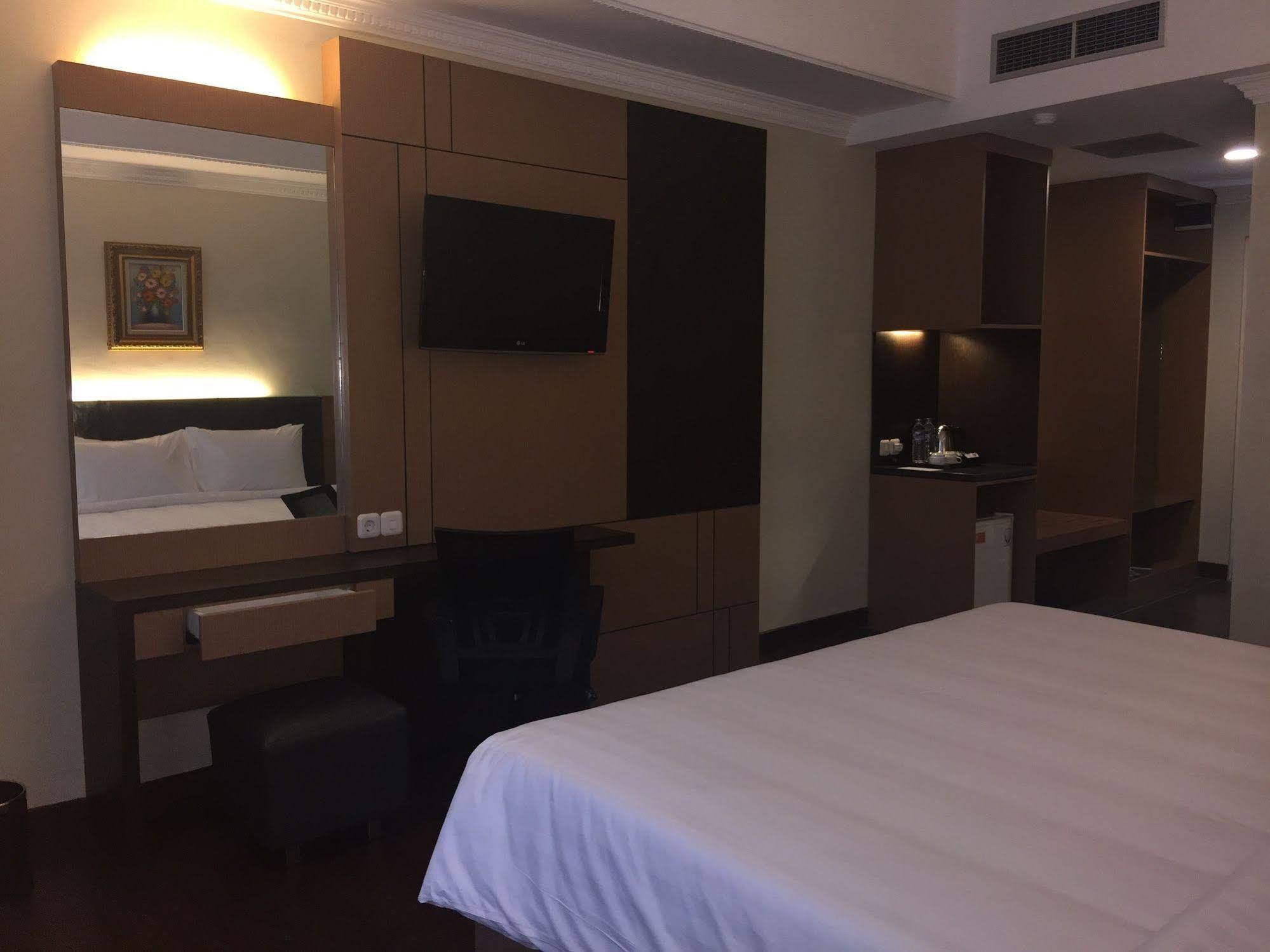 יוגיאקרטה D'Senopati Malioboro Grand Hotel מראה חיצוני תמונה